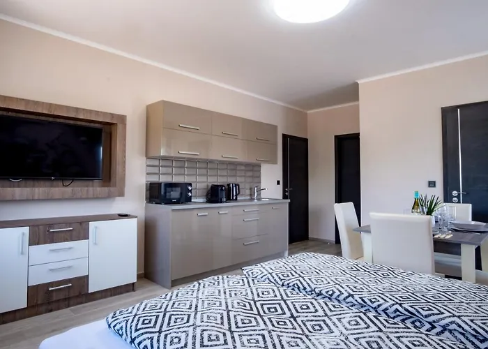 Myflat Premium Apartment *